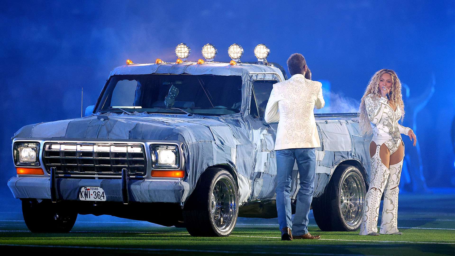 同时也吸引 同时也吸引